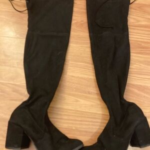 Sleek Black Over-the-Knee Boots with Chunky Heel